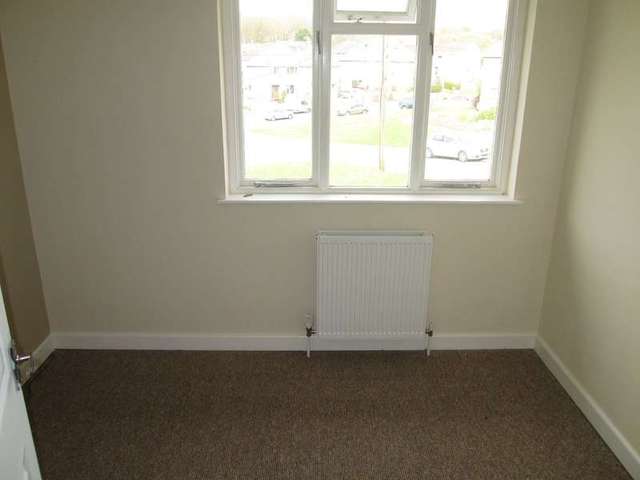  Image of 3 bedroom Semi-Detached house to rent in Abbey Road Kenfig Hill Bridgend CF33 at Bridgend  Kenfig Hill, CF33 6HF