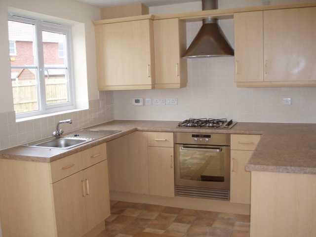  Image of 3 bedroom Detached house to rent in Acasta Way Hull HU9 at Marfleet Lane  Hull, HU9 5SE