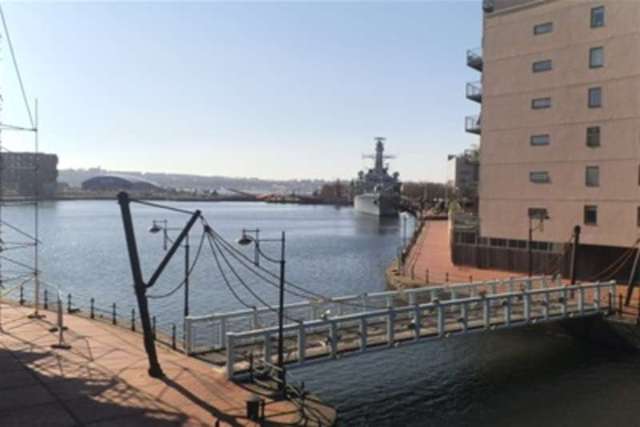  Image of 2 bedroom Flat to rent in Adventurers Quay Cardiff CF10 at Cardiff, CF10 4NP
