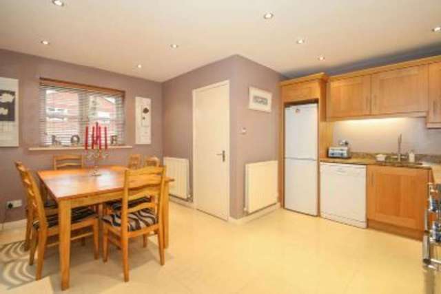  Image of 4 bedroom Town House for sale in Alberbury Avenue Timperley Altrincham WA15 at ALTRINCHAM, WA15 7LJ