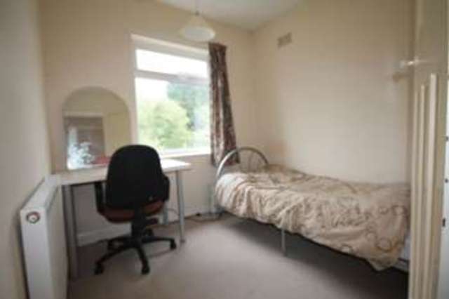  Image of 3 bedroom Semi-Detached house to rent in Albert Road Chaddesden Derby DE21 at Albert Road Chaddesden Derby, DE21 6SG