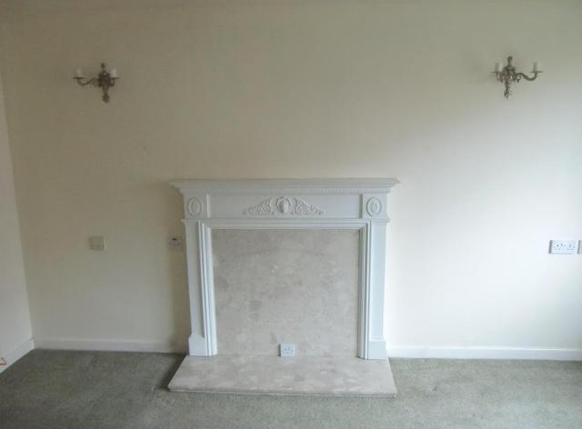  Image of 2 bedroom Apartment to rent in Fairfield Path Croydon CR0 at Alden Court Fairfield Path Croydon, CR0 5QN