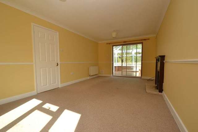  Image of 4 bedroom Detached house for sale in Broomfield Drive Alderholt Fordingbridge SP6 at Alderholt Fordingbridge, SP6 3HY