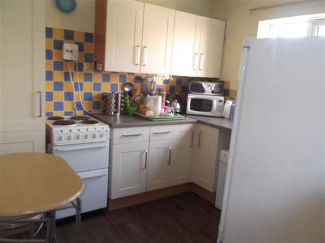  Image of 1 bedroom Flat for sale in Aldriche Way London E4 at Chingford London Chingford, E4 9LT