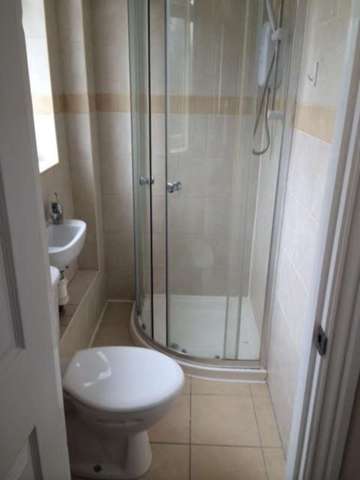  Image of 3 bedroom Terraced house to rent in Alfred Road Coventry CV1 at Hillfields Coventry West Midlands, CV1 5BN