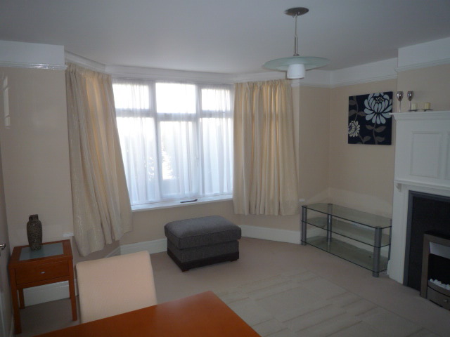  Image of 1 bedroom Ground Flat to rent in Algiers Road Portsmouth PO3 at Portsmouth, PO3 6PH