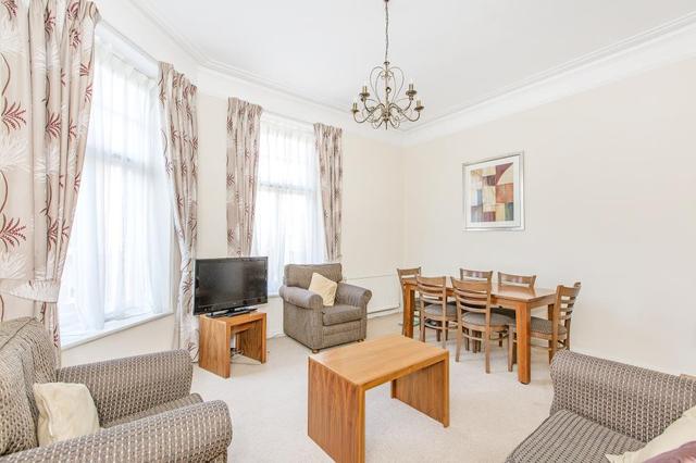  Image of 3 bedroom Flat to rent in Allen Street London W8 at Allen Street  8 Allen Street, W8 6BH