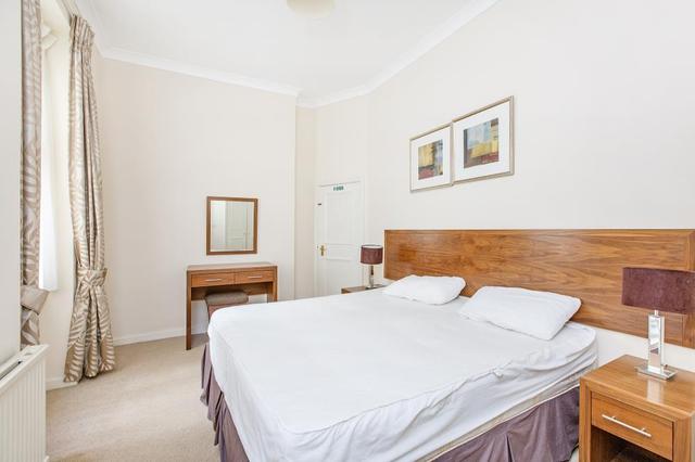  Image of 3 bedroom Flat to rent in Allen Street London W8 at Allen Street  8 Allen Street, W8 6BH