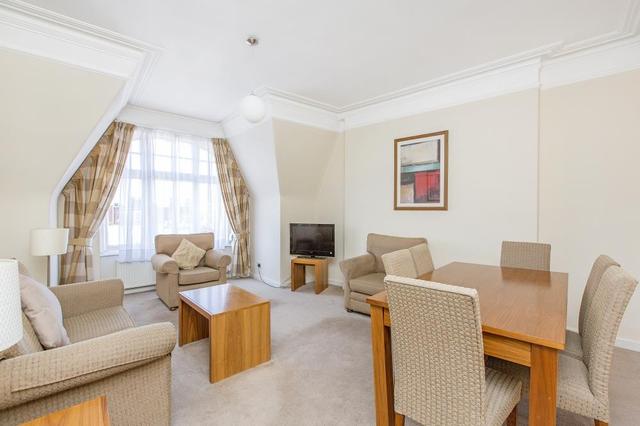  Image of 2 bedroom Flat to rent in Allen Street London W8 at Allen House  8 Allen Street, W8 6BH