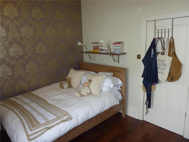  Image of 2 bedroom Penthouse to rent in Alva Street West End Edinburgh EH2 at West End Edinburgh Edinburgh, EH2 4PY