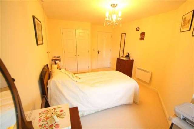  Image of 1 bedroom Property for sale in Union Place Broadwater Worthing BN11 at Worthing, BN11 1AH