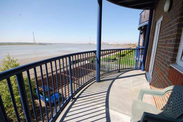  Image of 2 bedroom Apartment for sale in Argent Court Argent Street Grays RM17 at Argent Court  Grays, RM17 6TA