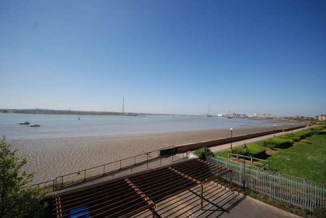  Image of 2 bedroom Apartment for sale in Argent Court Argent Street Grays RM17 at Argent Court  Grays, RM17 6TA