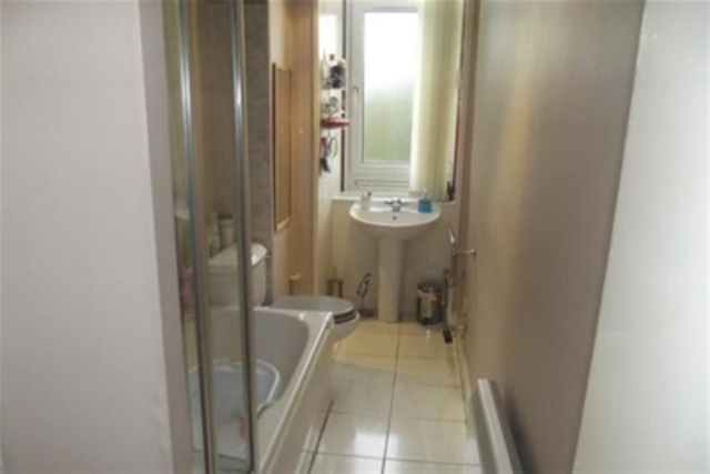  Image of 1 bedroom Flat to rent in Ark Lane Dennistoun Glasgow G31 at Dennistoun Glasgow Glasgow, G31 2JS