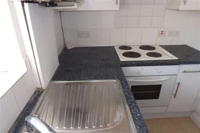  Image of 1 bedroom Flat to rent in Arundel Street Brighton BN2 at Brighton, BN2 5TG
