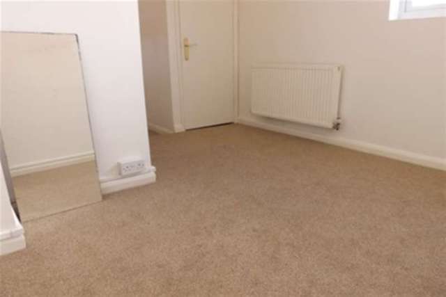  Image of 1 bedroom Flat to rent in Arundel Street Brighton BN2 at Brighton, BN2 5TG