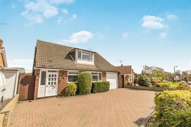  Image of 4 bedroom Detached house for sale in Ashridge Drive Bricket Wood St. Albans AL2 at Ashridge Drive Bricket Wood ST. ALBANS, AL2 3SH