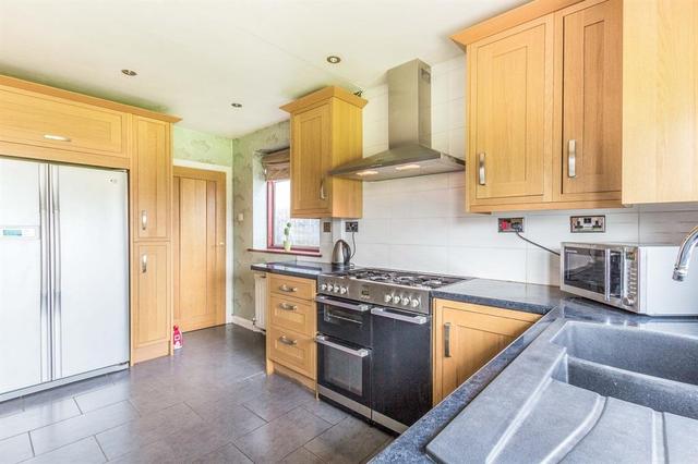  Image of 4 bedroom Detached house for sale in Ashridge Drive Bricket Wood St. Albans AL2 at Ashridge Drive Bricket Wood ST. ALBANS, AL2 3SH