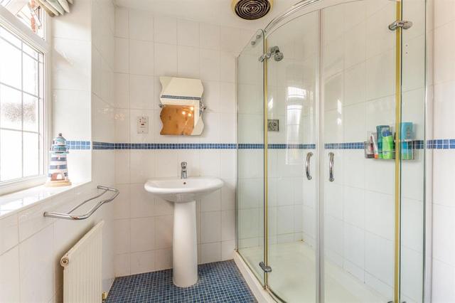  Image of 4 bedroom Detached house for sale in Ashridge Drive Bricket Wood St. Albans AL2 at Ashridge Drive Bricket Wood ST. ALBANS, AL2 3SH