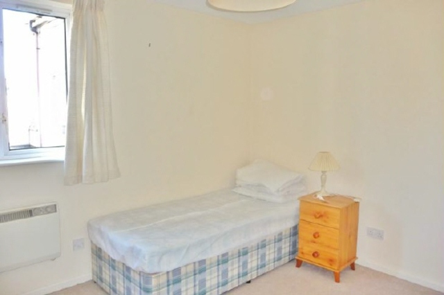  Image of 2 bedroom Flat to rent in Atlantic Close Southampton SO14 at Ocean Village Southampton Not specified, SO14 3TB
