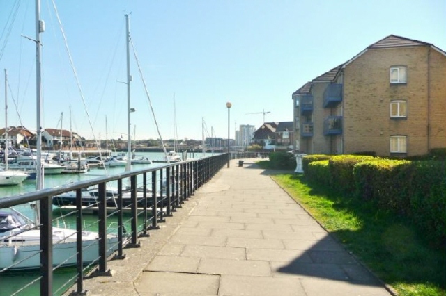  Image of 2 bedroom Flat to rent in Atlantic Close Southampton SO14 at Ocean Village Southampton Not specified, SO14 3TB