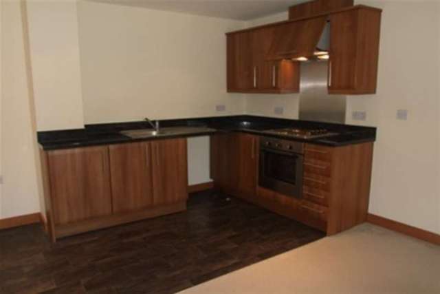  Image of 2 bedroom Flat to rent in Southchurch Road Southend-on-Sea SS1 at Southend-on-Sea, SS1 2PE