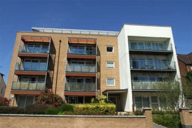  Image of 2 bedroom Flat to rent in Southchurch Road Southend-on-Sea SS1 at Southend-on-Sea, SS1 2PE