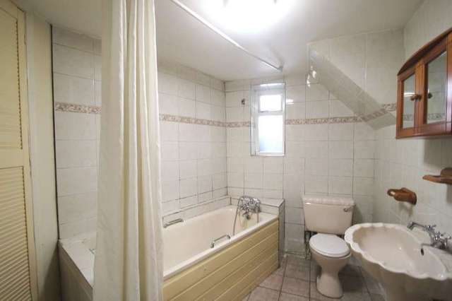  Image of 1 bedroom Apartment to rent in Caledonian Road London N1 at Caledonian Road  London, N1 9BU