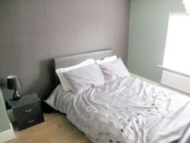  Image of 3 bedroom Terraced house for sale in Bailey Lane Radcliffe-on-Trent Nottingham NG12 at Bailey Lane Radcliffe-on-Trent Nottingham, NG12 2EG