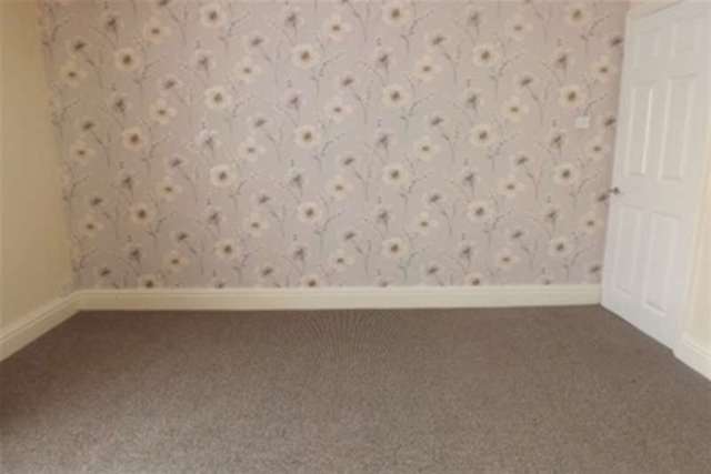  Image of 3 bedroom Detached house to rent in Balfour Street Runcorn WA7 at Runcorn, WA7 4PH