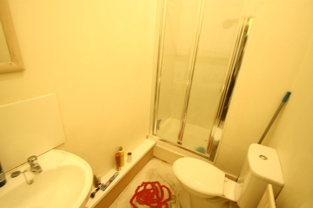  Image of 3 bedroom Flat Share to rent in Balmoral Terrace Heaton Newcastle upon Tyne NE6 at Balmoral Terrace Heaton Newcastle Upon Tyne, NE6 5YA