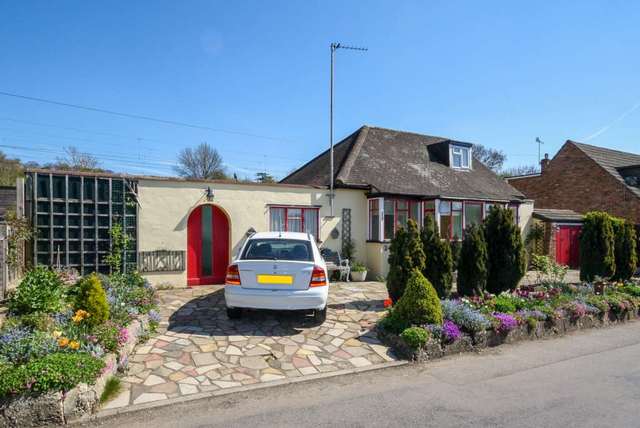  Image of 2 bedroom Chalet to rent in Bank Mill Berkhamsted HP4 at Bank Mill  Berkhamsted, HP4 2ER