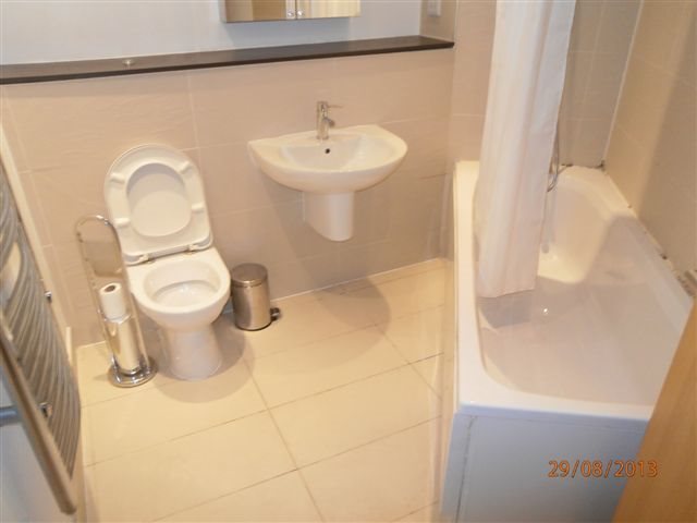  Image of 2 bedroom Flat to rent in Blackfriars Road Salford M3 at 2 Blackfriars Road Salford Manchester, M3 7AT