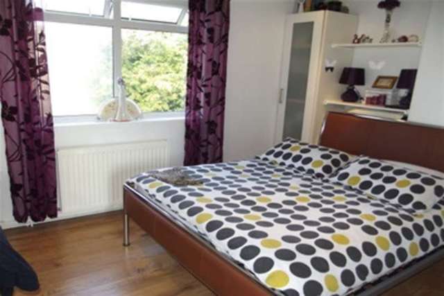  Image of 3 bedroom Detached house to rent in Barrington Close Altrincham WA14 at Altrincham, WA14 1JA
