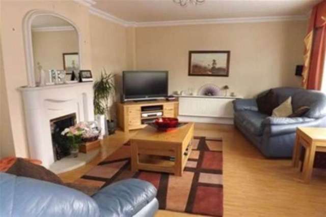  Image of 4 bedroom Detached house to rent in Takely Ride Basildon SS16 at Basildon, SS16 5BE