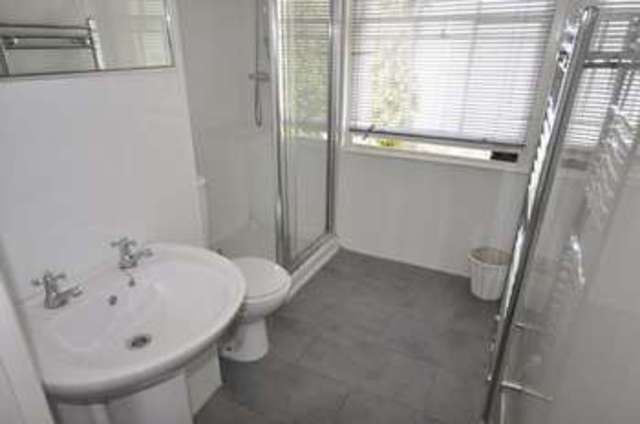  Image of 1 bedroom Property to rent in Bath Road Leckhampton Cheltenham GL53 at 63 Bath Road  Cheltenham, GL53 7LH