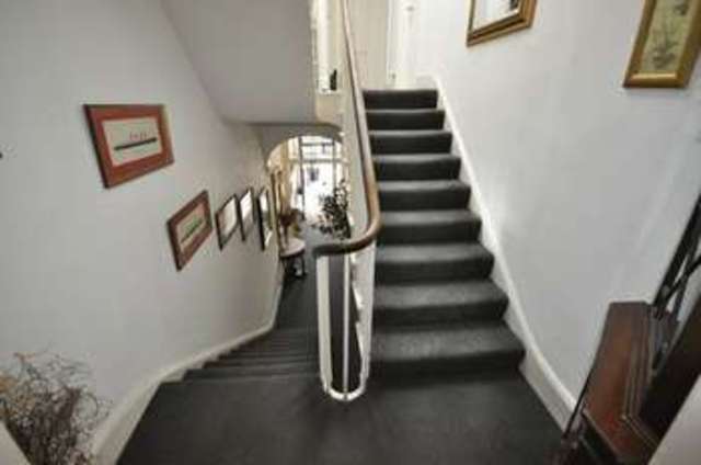  Image of 1 bedroom Property to rent in Bath Road Leckhampton Cheltenham GL53 at 63 Bath Road  Cheltenham, GL53 7LH