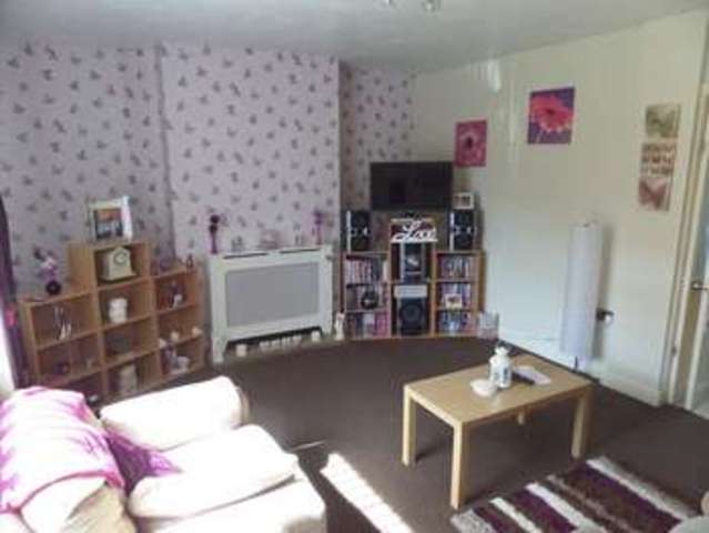  Image of 3 bedroom Terraced house for sale in Beechcroft Road Grantham NG31 at Beechcroft Road  Grantham, NG31 7NL