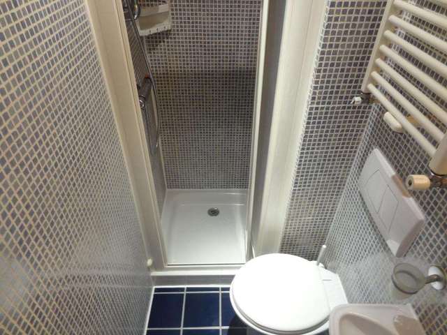  Image of Flat to rent in Belgrave Road London SW1V at Belgrave Road Pimlico London, SW1V 2BL