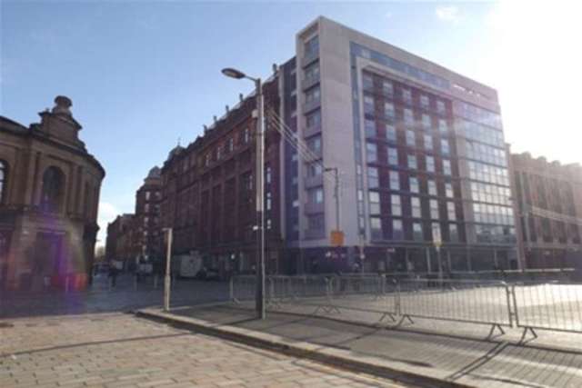  Image of 1 bedroom Flat to rent in Bell Street Glasgow G1 at Glasgow, G1 1LG