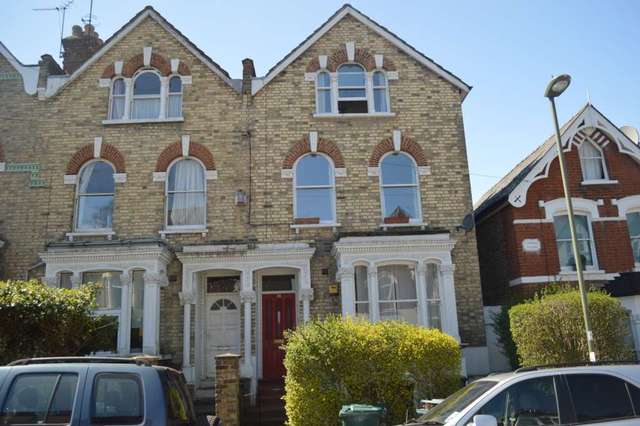  Image of 2 bedroom Flat for sale in Bellevue Road London N11 at Bellevue Road  London, N11 3ET