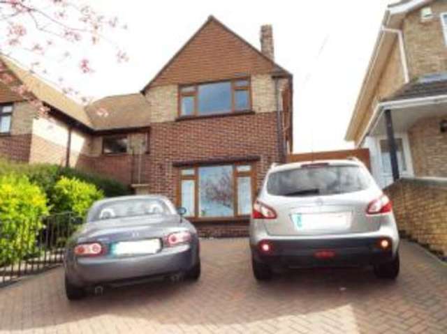  Image of 3 bedroom Semi-Detached house for sale in Alexandra Road Benfleet SS7 at Benfleet Essex South Benfleet, SS7 1JS