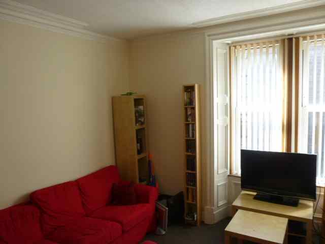  Image of 3 bedroom Flat to rent in Benvie Road Dundee DD2 at City Centre Dundee Dundee, DD2 2PD
