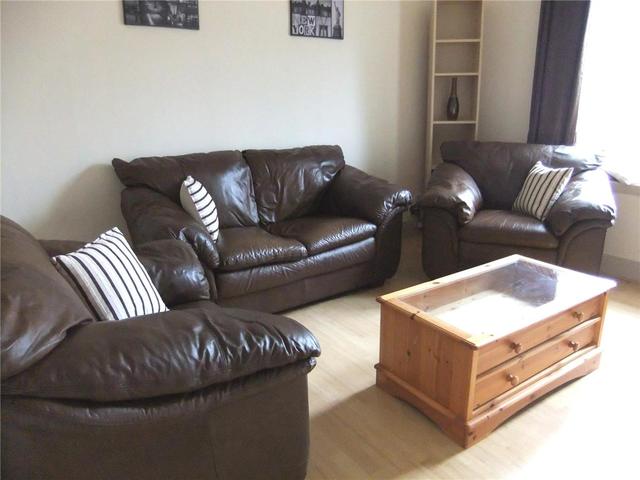  Image of 2 bedroom Flat to rent in Benvie Road Dundee DD2 at West End Dundee Dundee, DD2 2LH
