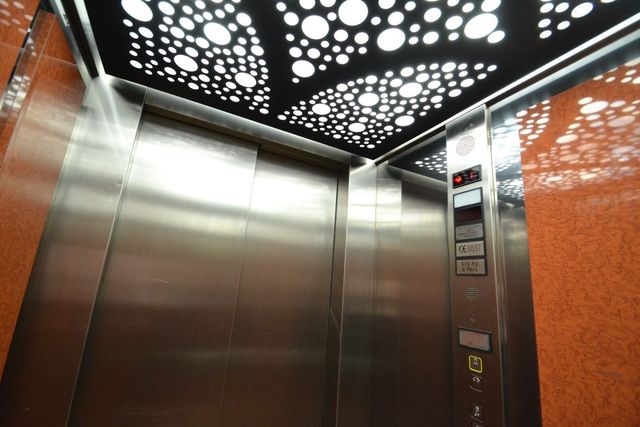  Image of 2 bedroom Flat to rent in Berkeley Street Glasgow G3 at Charing Cross Glasgow Glasgow, G3 7DW