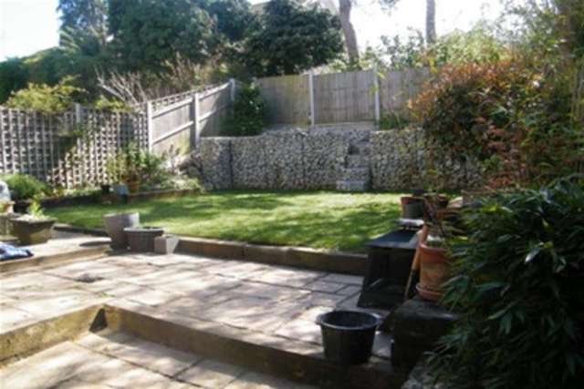  Image of 3 bedroom Detached house to rent in Grosvenor Gardens Billericay CM12 at Billericay, CM12 0UF