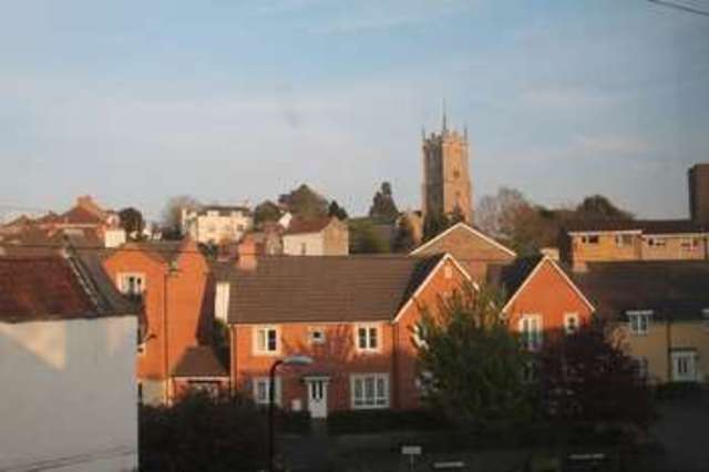  Image of 1 bedroom Property to rent in Hollywood Road Brislington Bristol BS4 at Hollywood Road  Bristol, BS4 4LE