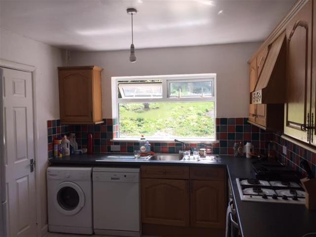  Image of 4 bedroom Detached house to rent in Birch Grove Crescent Brighton BN1 at Birch Grove Crescent  BRIGHTON, BN1 8DN