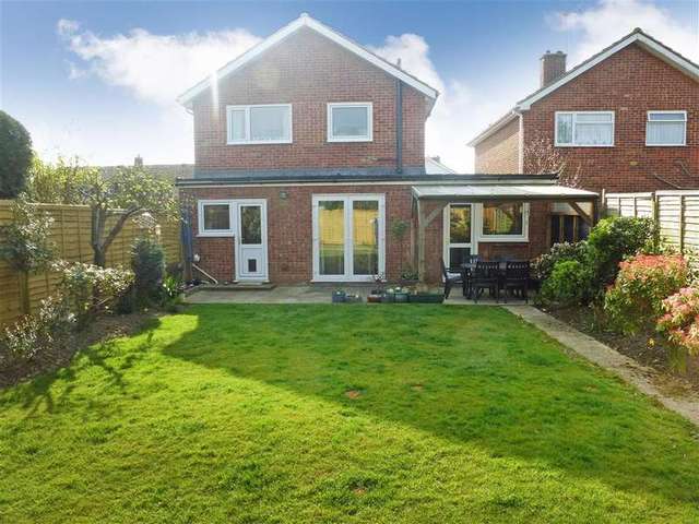 Image of 4 bedroom Detached house for sale in Birch Road Paddock Wood Tonbridge TN12 at Paddock Wood Tonbridge Tonbridge, TN12 6JT