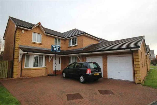  Image of 5 bedroom Detached house to rent in Birrell Gardens Murieston Livingston EH54 at Murieston West Lothian West Lothian, EH54 9LF